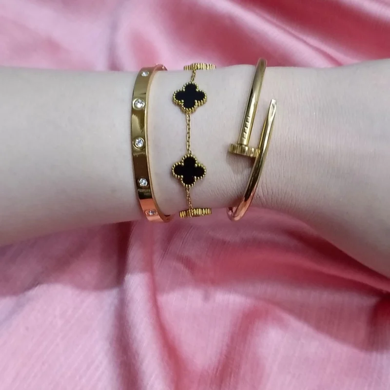 3 Bracelet Bundle for Women – Worth PKR 3,597 | Now PKR 2,399