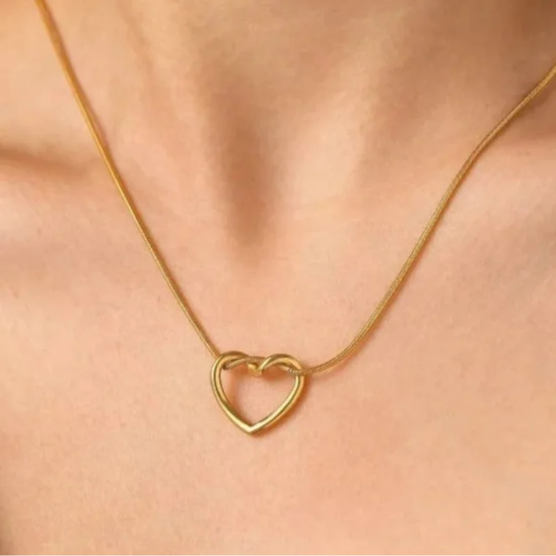 heart necklace
