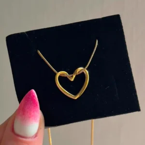 Gold Heart Pendant Necklace-Daily Wear Necklace