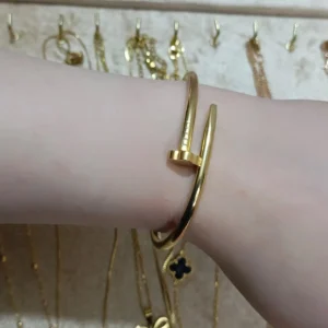 Nail Bangle Bracelet – Minimal Stainless Steel Cuff for Daily Wear