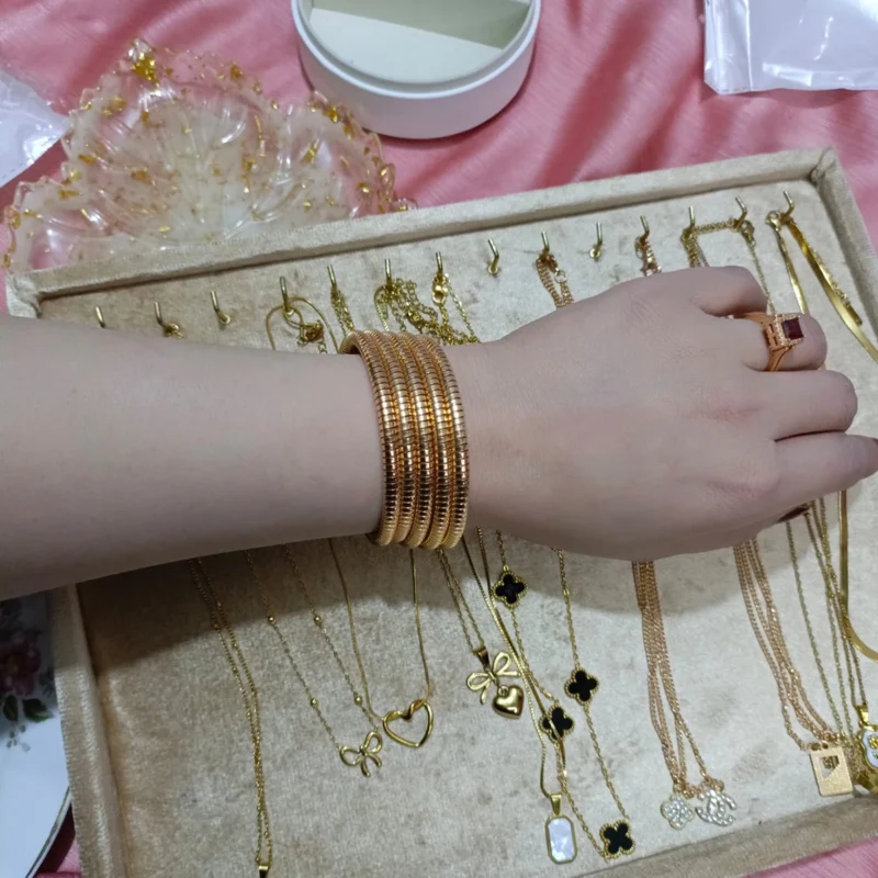 sprnd1 Gold Coil Bangle Set | Stainless Steel Stackable Daily Wear Bracelets