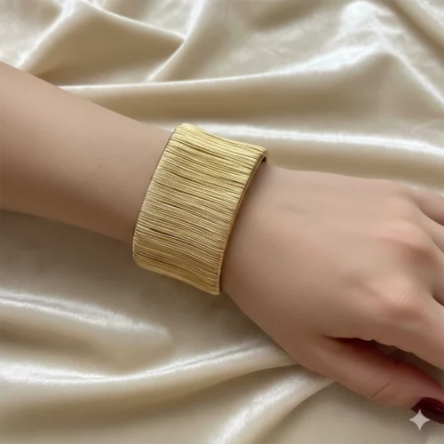 Luxury Textured Gold Cuff Bracelet – Wide Statement Bangle