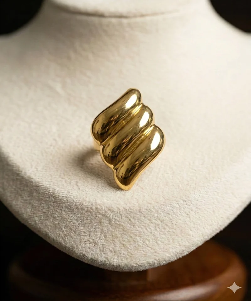 ring4 Aurelia Chunky Gold Statement Ring